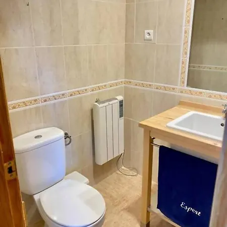 Apto Espert L Cine L Garaje L Bbq I Tenis L Wifi * Biescas (Aragon)