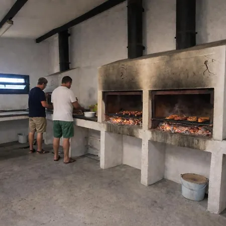 Lägenhet Apto Espert L Cine L Garaje L Bbq I Tenis L Wifi Biescas (Aragon)