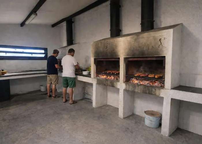 Apartamento Apto Espert L Cine L Garaje L Bbq I Tenis L Wifi Biescas (Aragon)