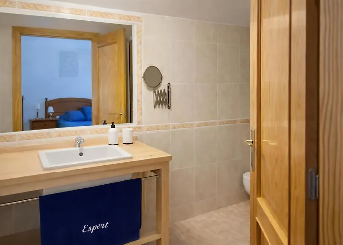 Apto Espert L Cine L Garaje L Bbq I Tenis L Wifi * Biescas (Aragon)